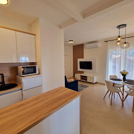 Apartment Ana - Gradac Exterior photo